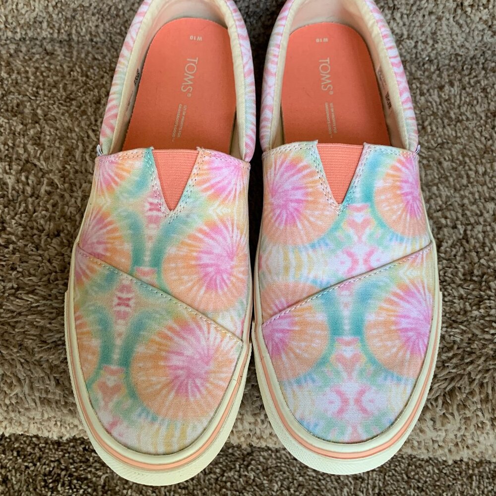 Toms Women's Multicolor Slip On Canvas Shoes.